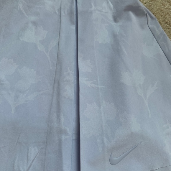 NWT Nike Women`s Regular Club Embossed Floral Print Golf Skirt sz M (142) - Picture 10 of 11